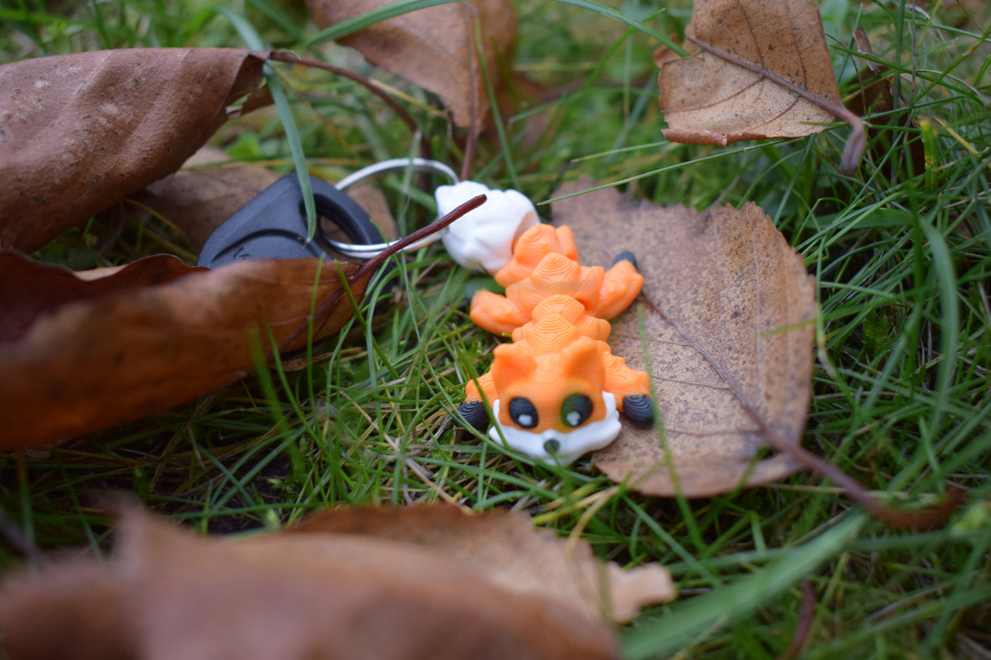 FlexiPet Vos in bladeren